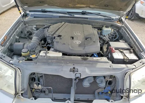 2006 Toyota 4Runner Sr5 z USA, uszkodzony, nr VIN JTEZU14R760070853